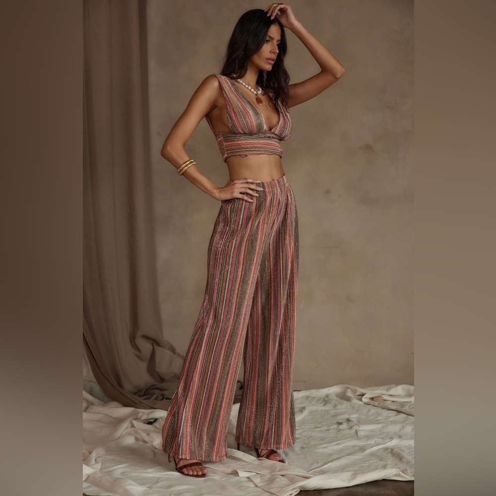 Two Piece Set - Picture 2 of 9
